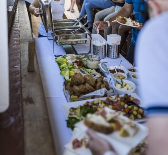 Specialiteiten buffet “Onder de Luifel"